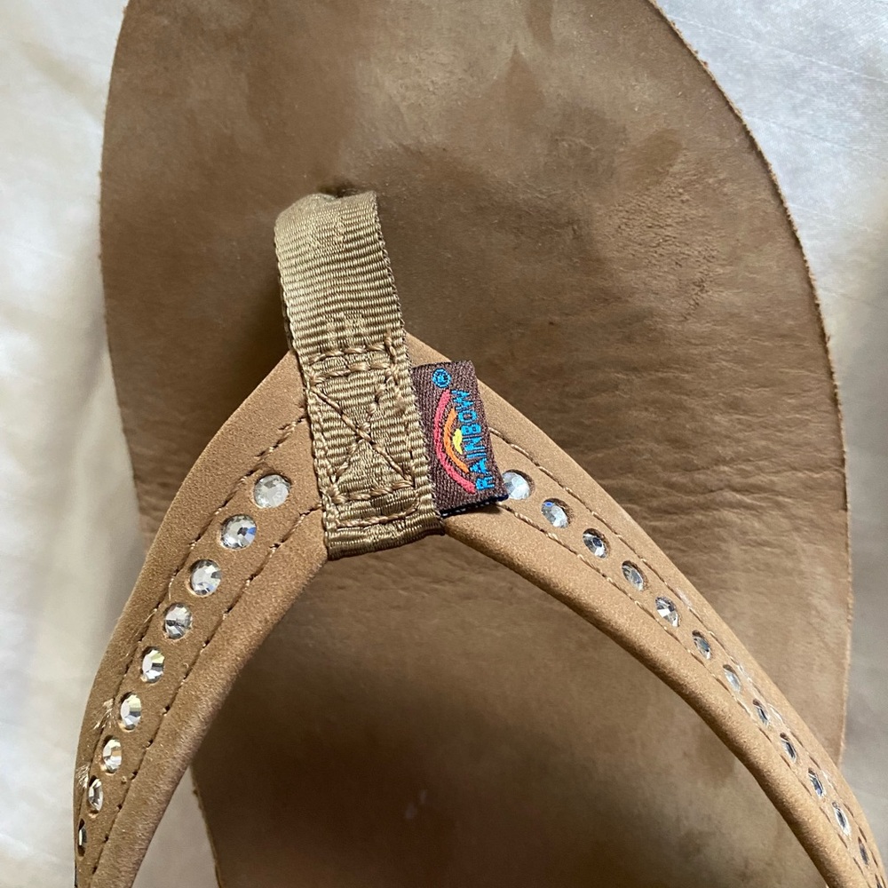 Rainbow Tan color Sandals with Rhinestone Detail women’s size 10 - Picture 5 of 8